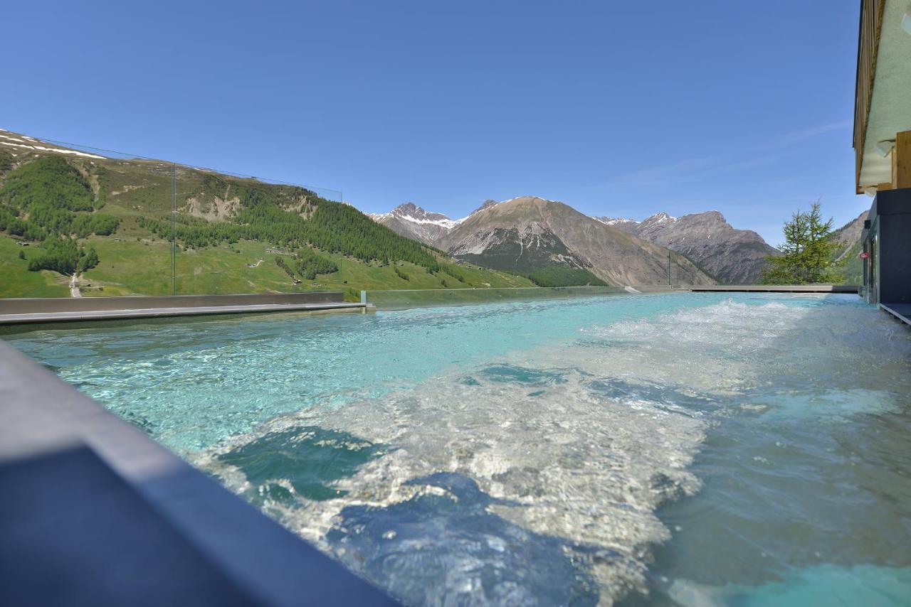 Alpen Resort Bivio 리비뇨 외부 사진