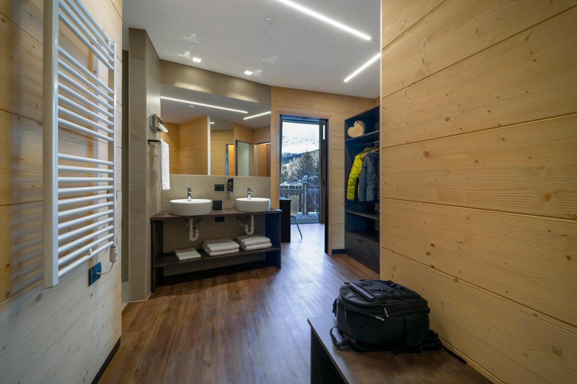 Alpen Resort Bivio 리비뇨 외부 사진